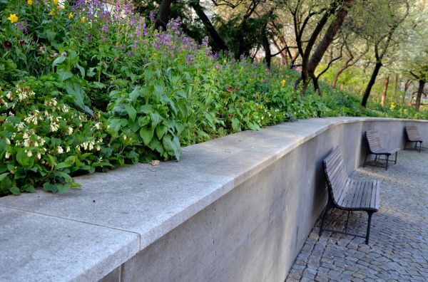 Concrete Retaining Wall Service in Alexandria
